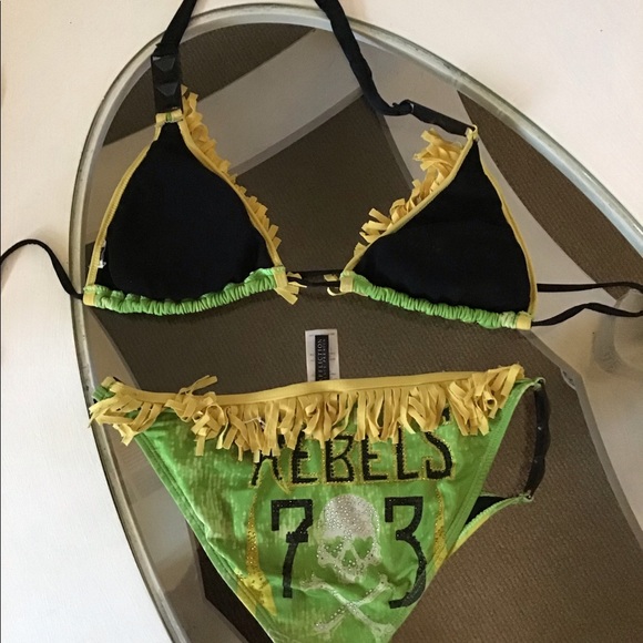 Affliction swimsuit - Picture 2 of 4